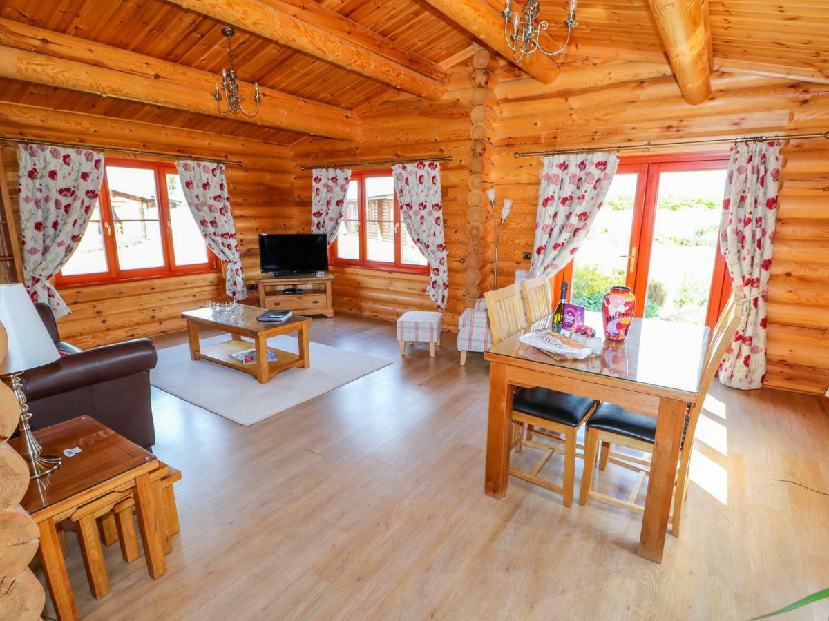 Ash Lodge Оакхам Экстерьер фото