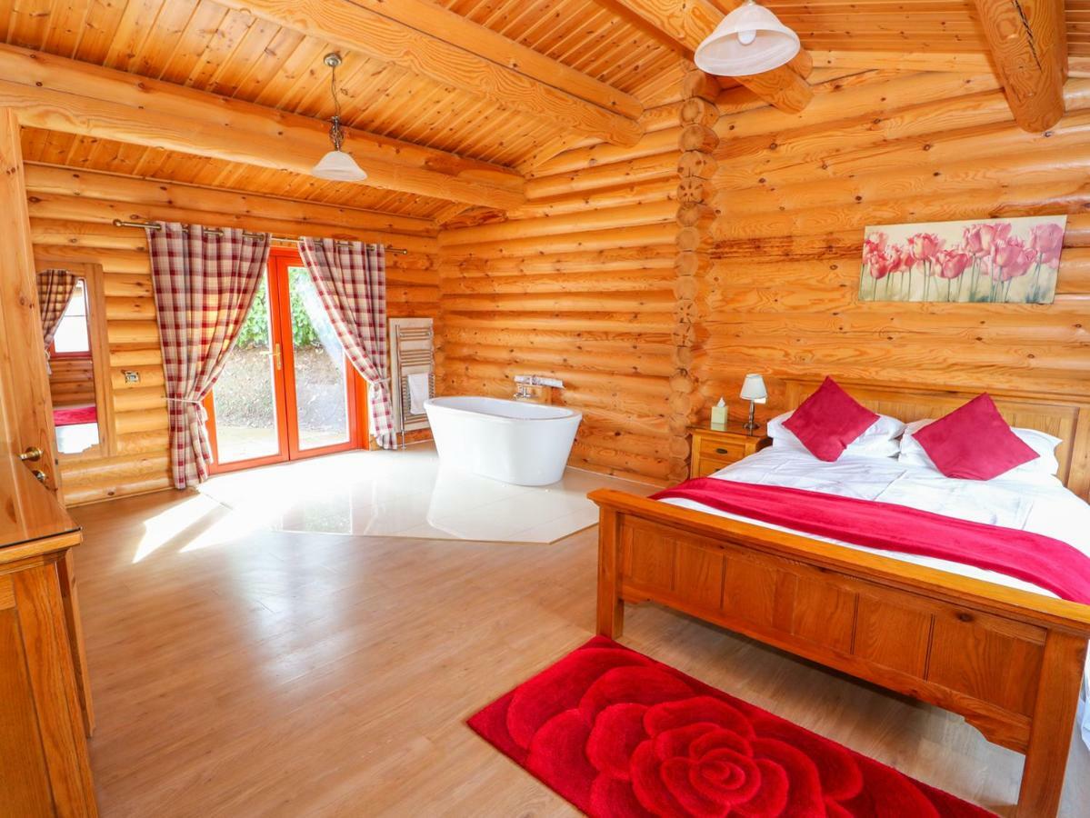 Ash Lodge Оакхам Экстерьер фото